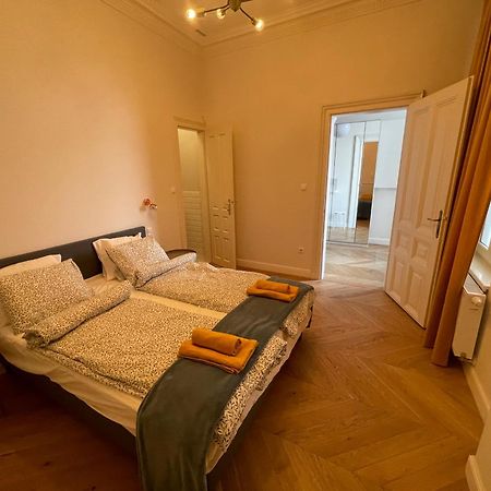 City Center 3, Elegant And Cozy 2Br In City Center! 布达佩斯 外观 照片