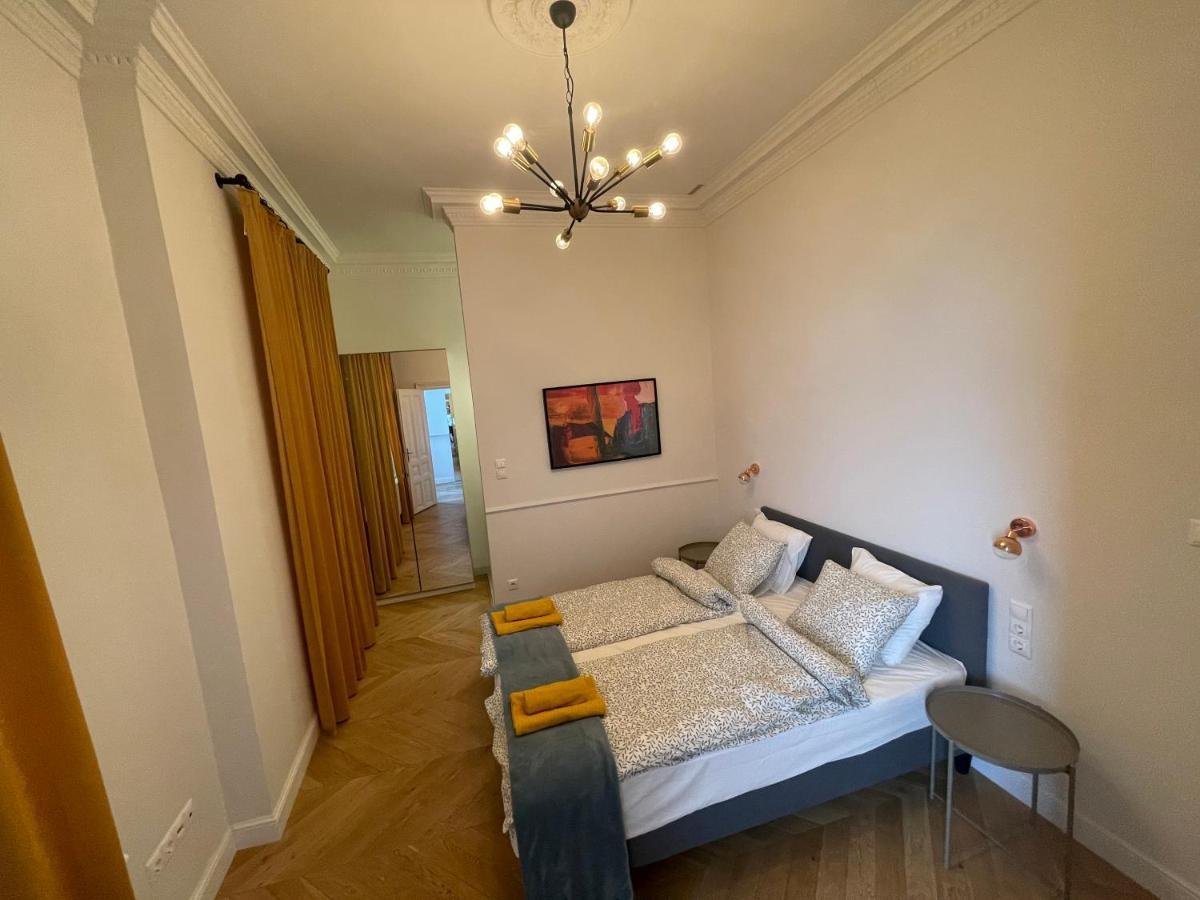 City Center 3, Elegant And Cozy 2Br In City Center! 布达佩斯 外观 照片